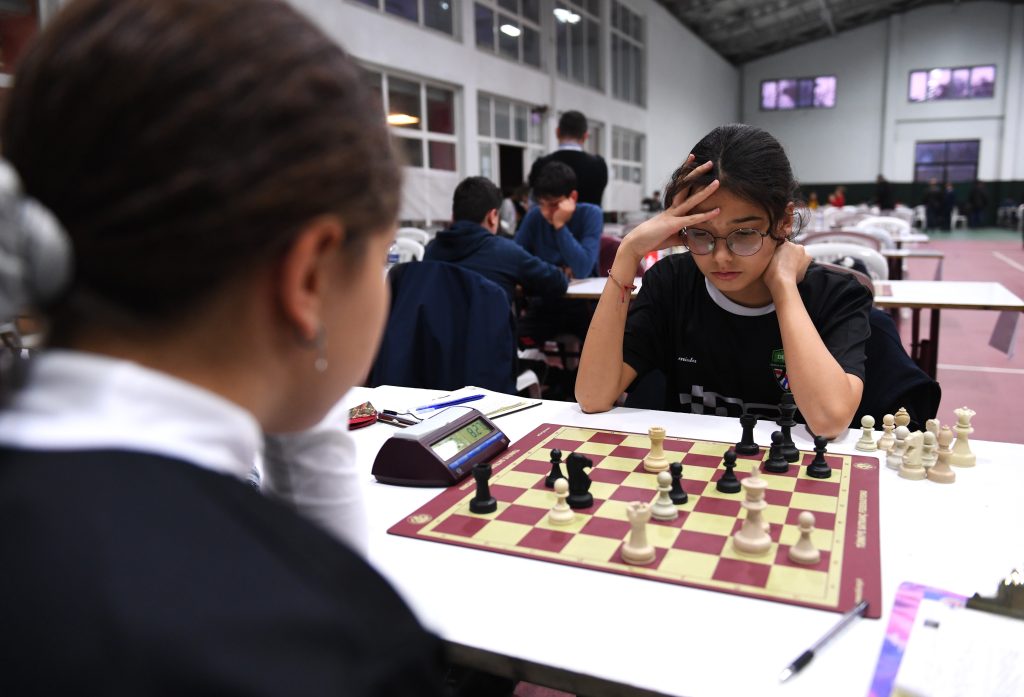 Osmangazi’de dedeler ve torunlar satrançta yarıştı