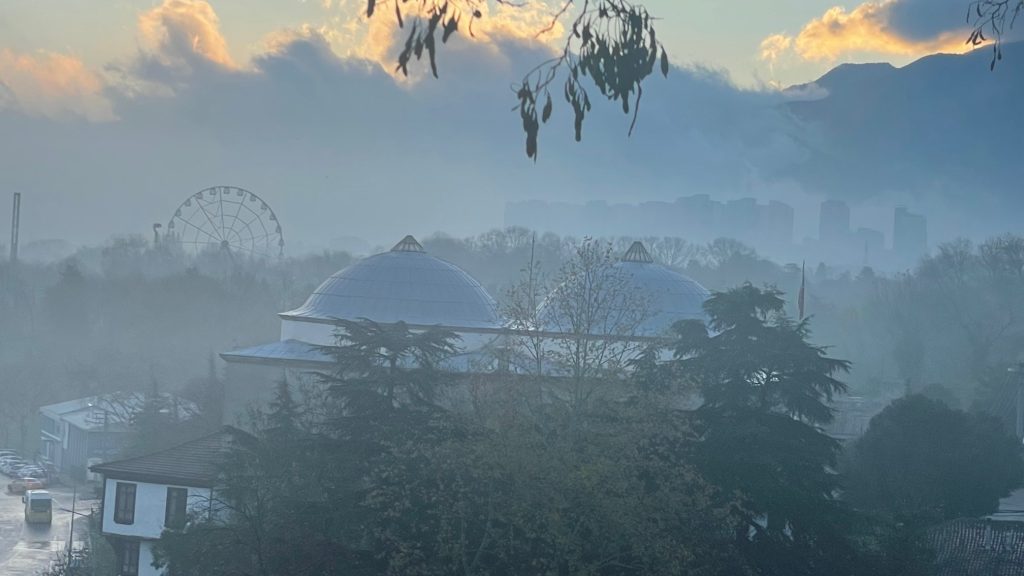 Bursa sis ve puslu havaya teslim