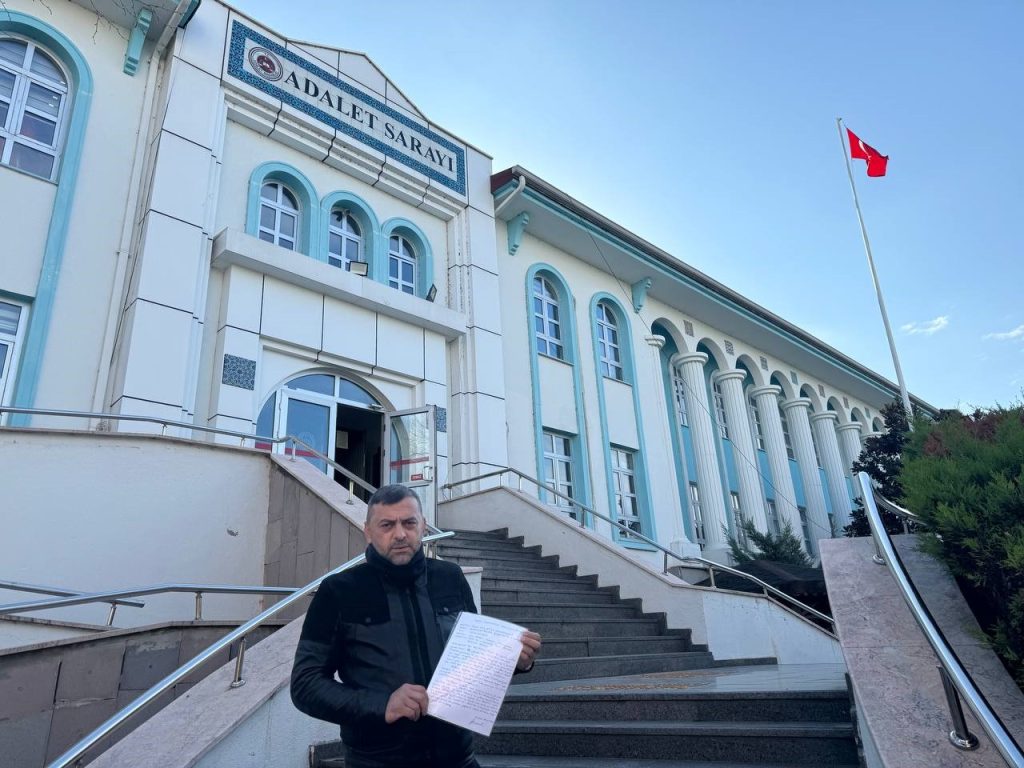 İznikli gazi, ‘şehit babasına hakaret’ gerekçesiyle Can Ataklı’ya dava açtı