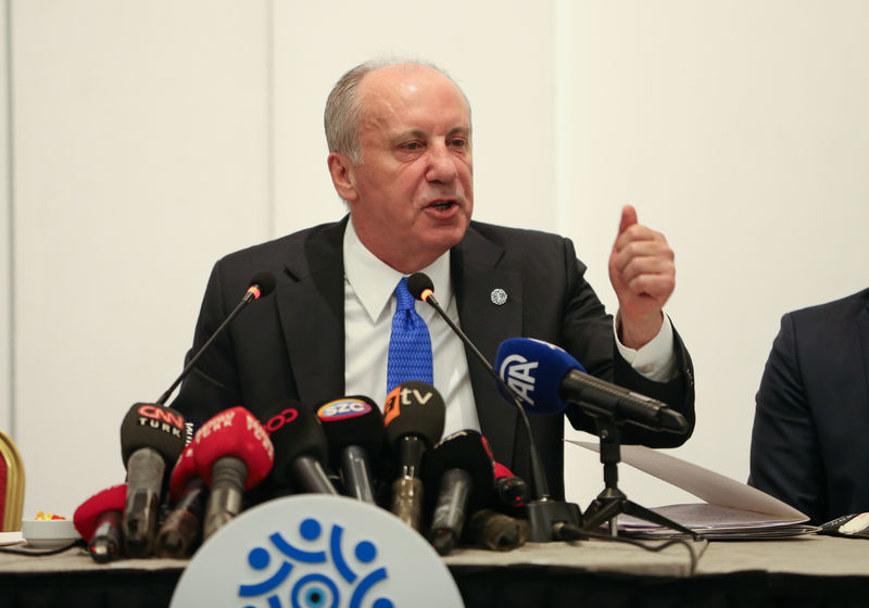 Muharrem İnce’den Özgür Özel’e şiirli gönderme