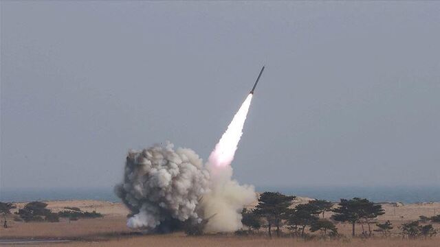 ABD ve İngiliz savaş uçaklarından Yemen’e hava saldırısı