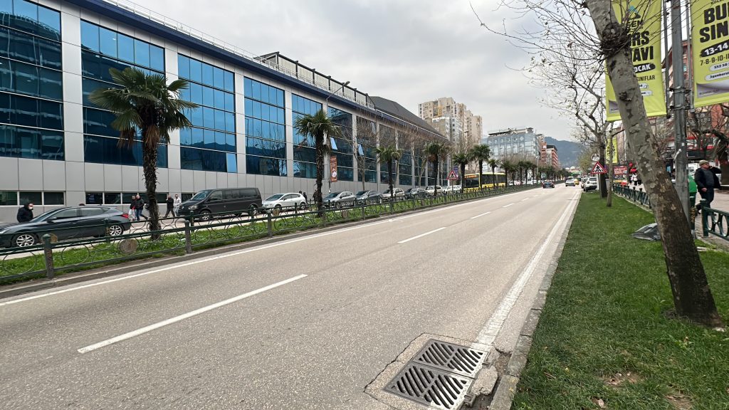 Böyle asker eğlencesi olmaz