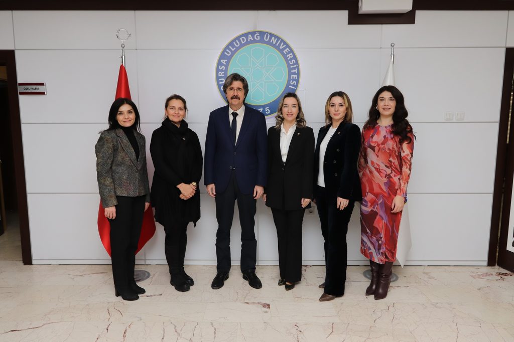 TOBB Bursa Kadın Girişimciler Kurulu, BTÜ ve BUÜ ile işbirliği protokolü imzaladı