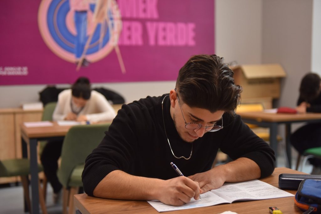 Yıldırım’dan gençlere ‘TYT’ desteği