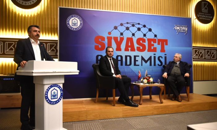 Yıldırım Siyaset Akademisi başladı