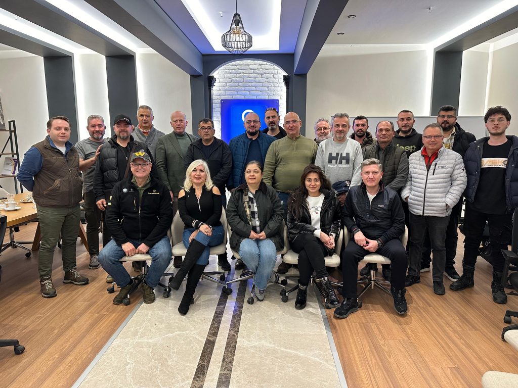 BASK’TA BAŞKAN BURÇ GÜVEN TAZELEDİ