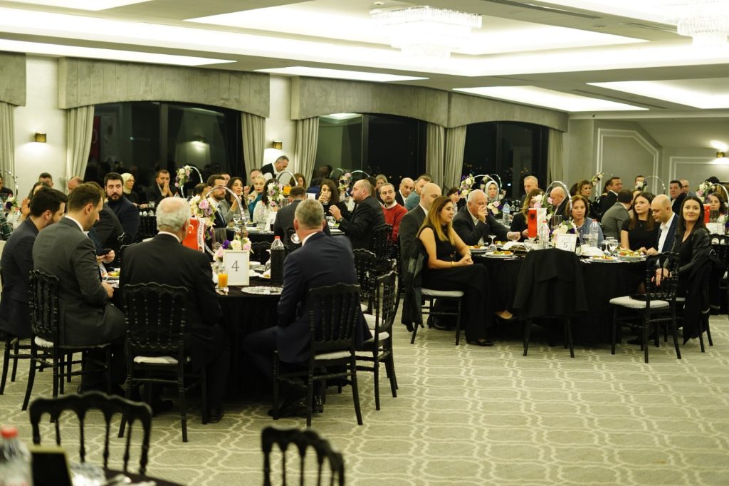 ARNİAD’IN KURULUŞ YILDÖNÜMÜNÜ GÖRKEMLİ BİR TÖRENLE KUTLANDI