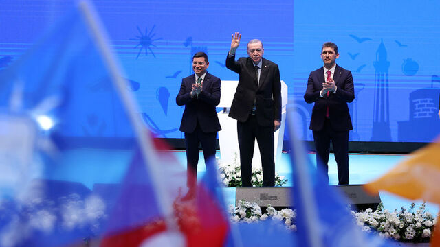 Ak Parti’de listeler tamam