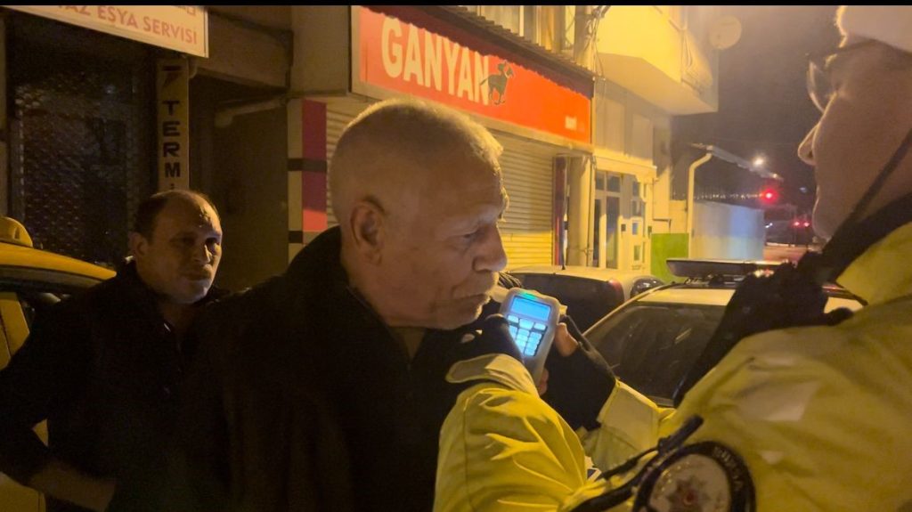 Alkollü sürücü uygulamadan kaçtı, yakalanınca “Ben mi kaçtım Allah Allah” dedi
