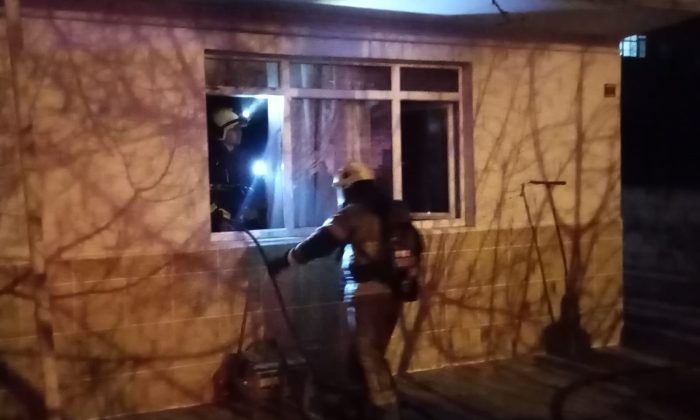 Ocakta unutulan yemek yangına neden oldu