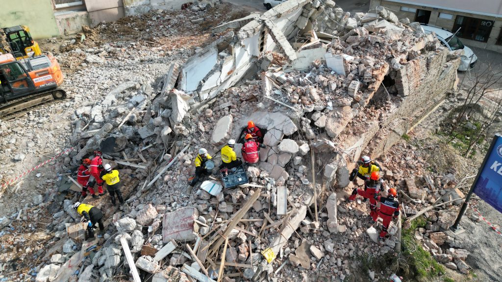 Bursa’da nefes kesen deprem tatbikatı