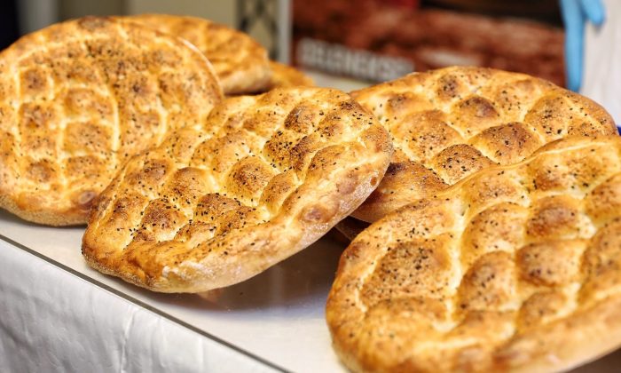 Bursa’da 450 gram ‘BESAŞ’ pidesi 15 TL