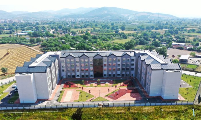 Bu merkezde bakıma muhtaçların kahramanı kadınlar