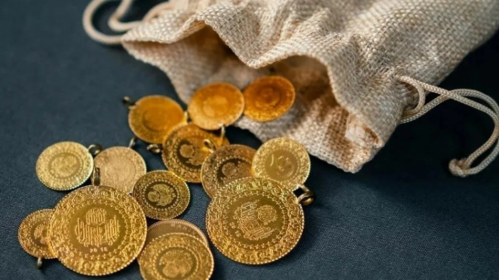 Gram altın rekor tazeledi