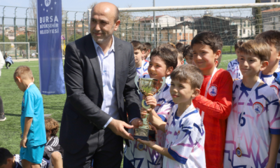 İlkokul Futbol Şenliği’nde kupalar sahiplerini buldu