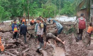 Endonezya’da şiddetli yağışlar can aldı: 21 ölü