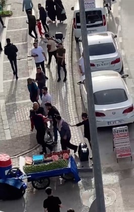 Bursa’da seyyar satıcıların “yer” kavgası