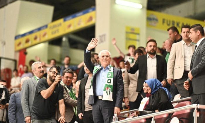 Bursaspor taraftarından Başkan Bozbey’e sevgi seli