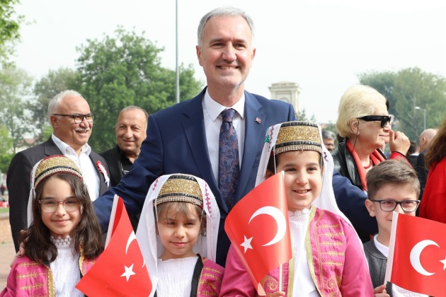 İnegöl’de 23 Nisan coşkusu