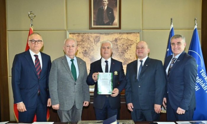 Bursa Büyükşehir Belediye Başkanı Mustafa Bozbey, Bursaspor Divan Kurulu ile görüştü