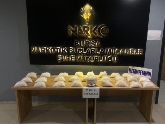 Bursa polisi rekor oranda uyuşturucu ele geçirdi