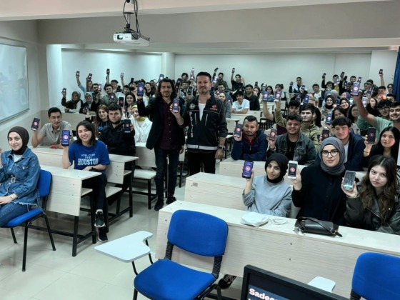 Bursa polisi “En İyi Narkotik Polisi Anne” bilgilendirmesi yaptı