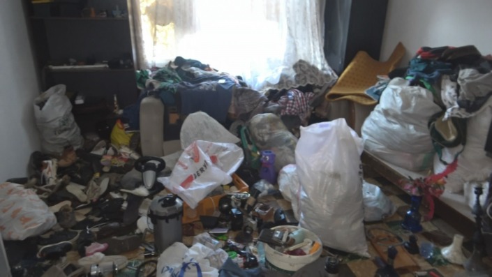 Ev değil sanki şehir çöplüğü