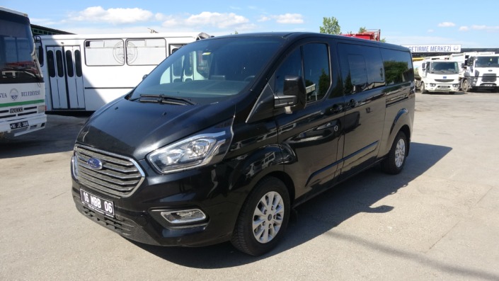 Mudanya Belediye Başkanı Deniz Dalgıç, makam aracını satışa çıkardı