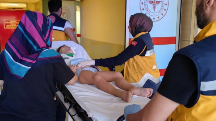 Bursa’da 4 yaşındaki çocuk merdiven boşluğuna düştü