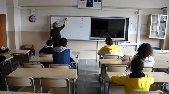 Milli Eğitim Bakanı Tekin yeni müfredatı onayladı