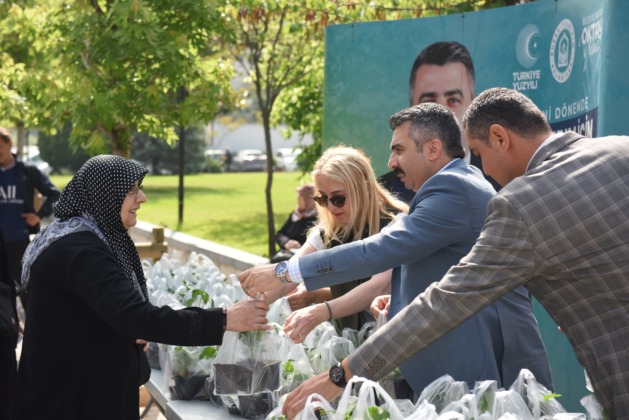 Yıldırım Belediyesi’nden 50 bin fide