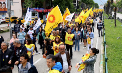 Bursa’da binlerce kişi ‘eğitimde şiddete dur’ dedi