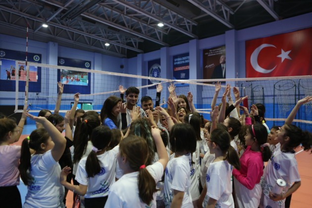 Sporla iç içe tatil başlıyor