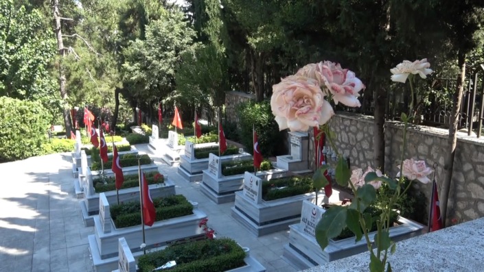 Şehit ailelerin bayramı buruk geçti