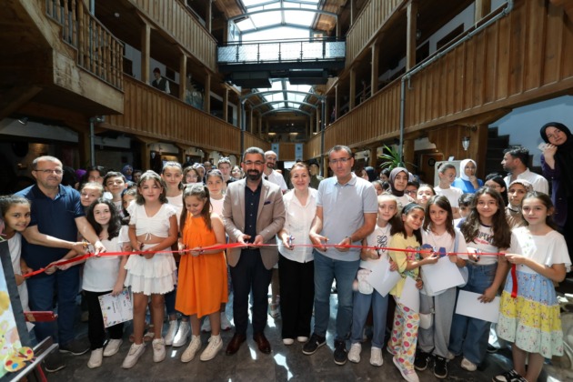 Küçük Sanatçıların Eserleri Kent Müzesinde Sergileniyor