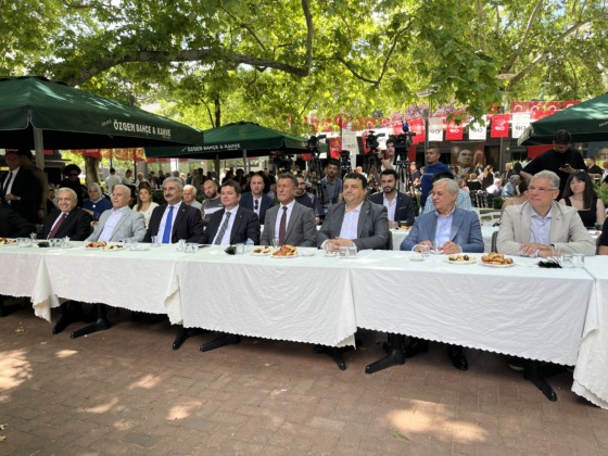 CHP Bursa’da coşkulu bayramlaşma töreni