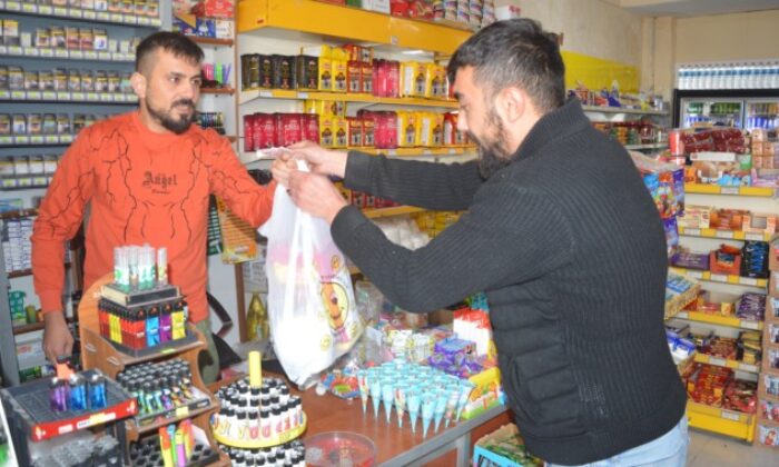UNUTULMAYA YÜZ TUTMUŞ MESLEK: MAHALLE BAKKALLIĞI