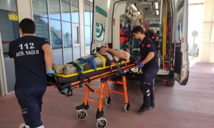 İskeleden düşen işçi yaralandı