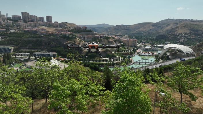 Ankara’nın havadan ilaçlanması Bursa’dan