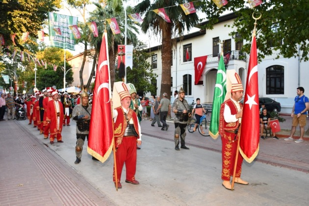 İznikliler 15 Temmuz Demokrasi ve Milli Birlik Günü’nde bir araya geldi