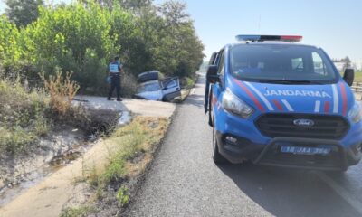 Kanala uçan otomobilin kadranı 100’de takılı kaldı…1 ölü, 3 yaralı