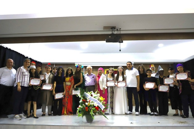 Bursa Macide Gazioğlu Kükürtlü Ortaokulu öğrencilerinden tiyatro gösterisi