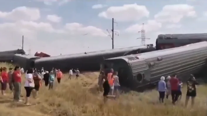 Rusya’da yolcu treni kaza yaptı