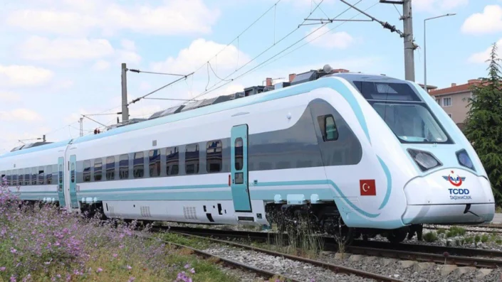 Milli Elektrikli Hızlı Tren 2025’te raylara iniyor