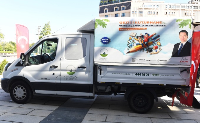 Osmangazi’nin ‘Gezici Kütüphanesi’ yollara çıktı