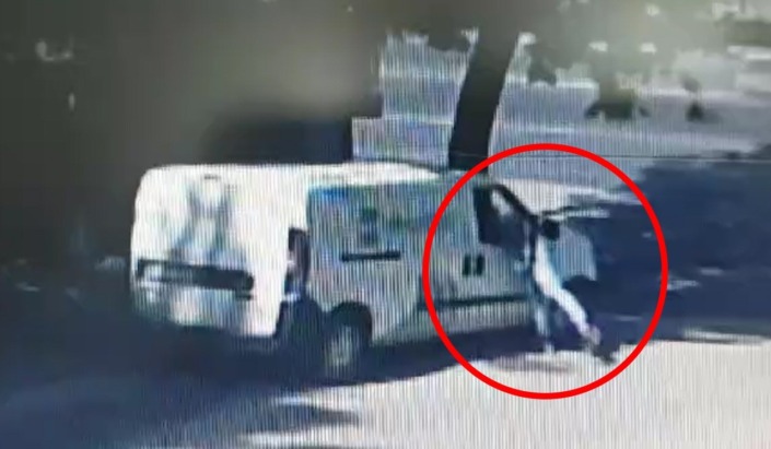 Pes dedirten hırsızlık