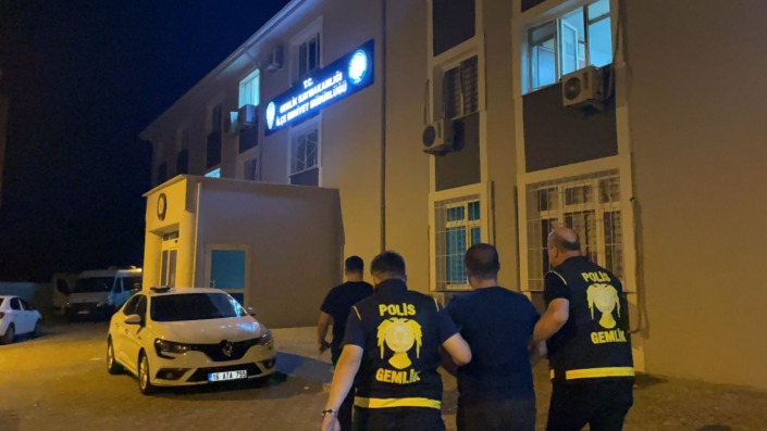 3 kişiyi silahla yaralayan zanlı yakalandı