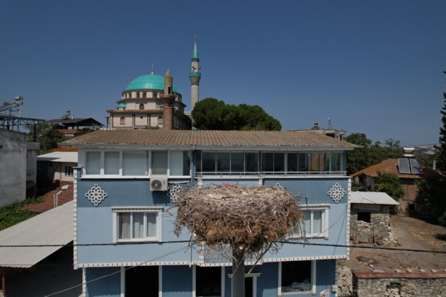 ‘Yaren’ leylek Adem amcaya veda etti