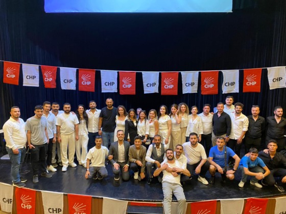 CHP Yıldırım Gençlik Kolları Başkanlığına Buket Altay seçildi