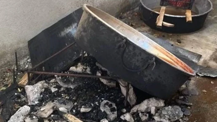 Bursa’da kaynar salça kazanı devrildi!